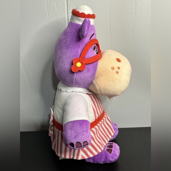 Disney Jr Doc McStuffins Hallie Hippo Bean Bag Plush Doll Figure Stuffed Toy - Picture 2 of 9